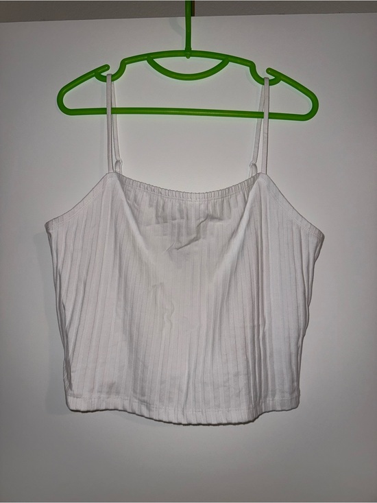 Universal Thread Tops - Universal Thread White Ribbed Spaghetti Strap Crop Camisole